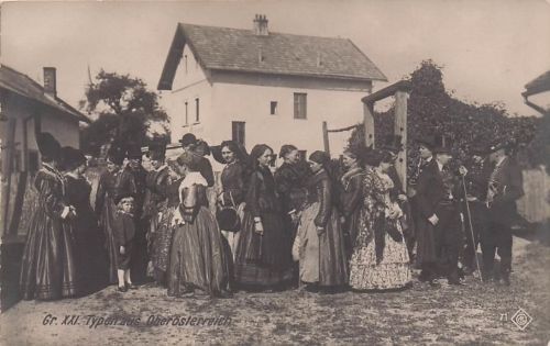 Ansichtskarte Gruppe aus Oberösterreich in Tracht