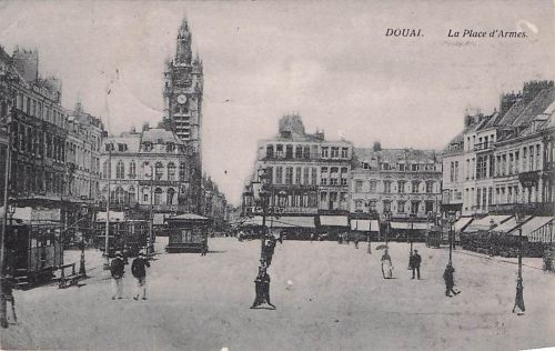 AK Douai, La Place d`Armes