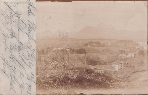 Die Karte wurde in Würzburg am 27. Februar 1905 abgestempelt. Die Karte trägt eine österreichische Briefmarke mit dem Wert 5 Heller.