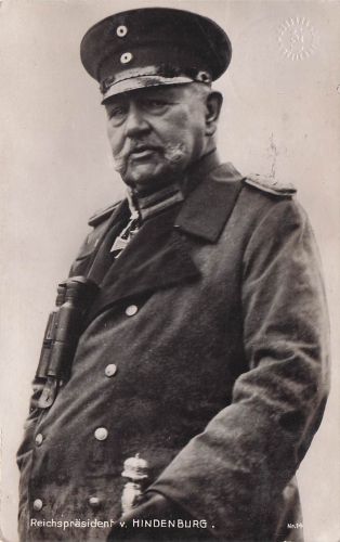Reichspräsident v. HINDENBURG.