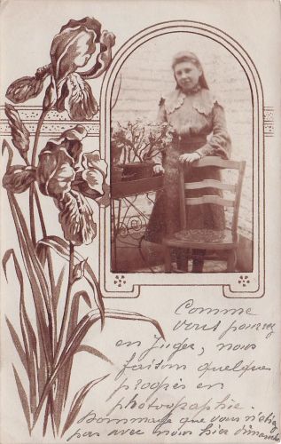 Foto-Ansichtskarte junge frau