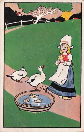 K Niederländerin mit Gänsen und Küken an einer Wanne