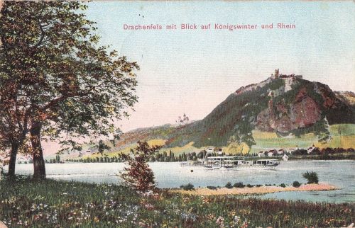 Drachenfels mit Blick auf Königswinter und Rhein