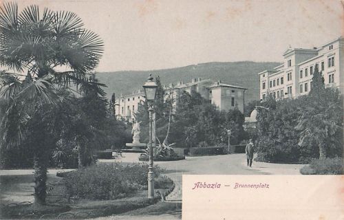 AK Abbazia, Brunnenplatz