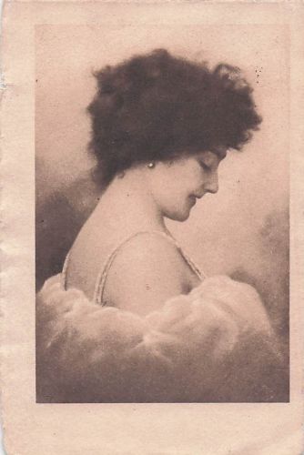Schöne Frauen Jugendstil Vintage-Postkarte