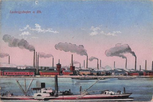 Ludwigshafen Panorama-Ansicht Blick vom Rhein auf Fabriken, Rhein-Schiff 1920