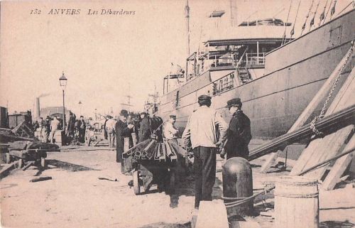 132 ANVERS Les Débardeurs