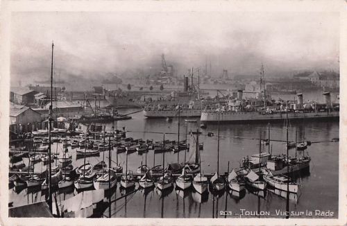 203 TOULON Vue sur la Rade