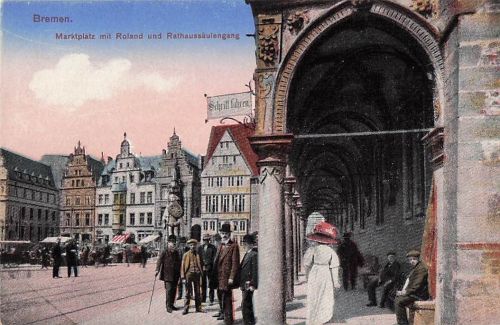 Bremen. Marktplatz mit Roland und Rathaussäulengang