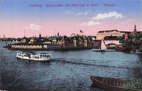 Hamburg. Auſſenatſter mit Alstertust & Hotet Atlantic