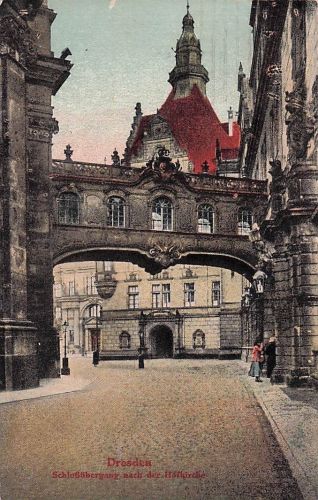 Dresden Schloßübergang nach der Hofiprche