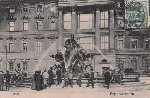 AK Berlin, Neptunbrunnen