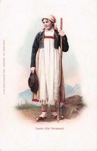 AK Bäuerin aus Uri in Trachtenkleidung