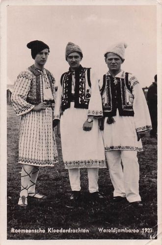 Roemeensche Kleederdrachten Wereldjamboree 1937