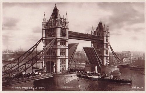 TOWER BRIDGE, LONDON.