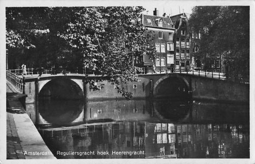 Amsterdam Reguliersgracht hoek Heerengracht.