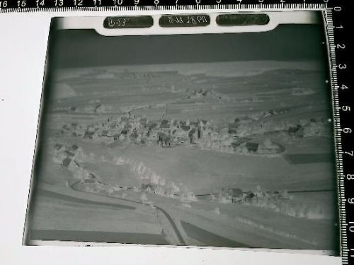 Gräfenhausen: Mit dem bekannten Gewerbegebiet und der Autobahnraststätte.