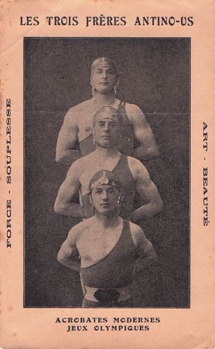 LES TROIS FRÈRES ANTINO-US
