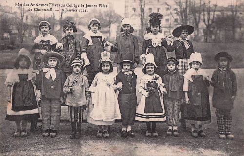 Fête des Anciennes Elèves du Collège de Jeunes Filles de Chalon-s-S. 30 Janvier 1921. -