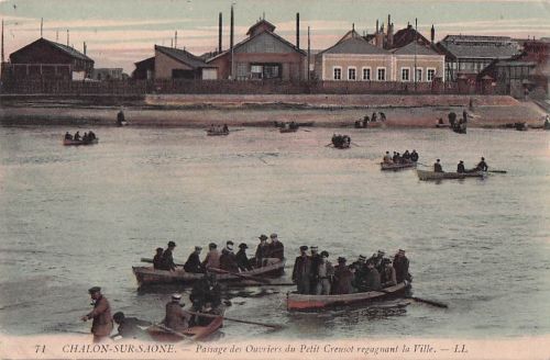 71 CHALON-SUR-SAONE. Passage des Ouvriers du Petit Creusot regagnant la Ville. - LL