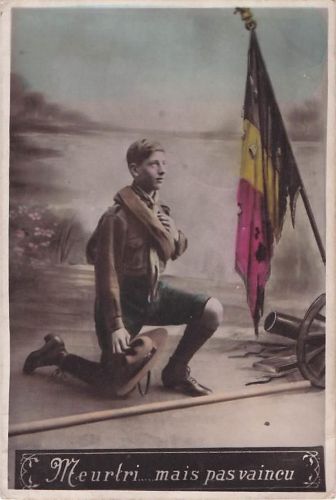 Meurtri. mais pas vaincu Dezember 1918 und zeigt Stempel aus Marchienne-au-Pont und Brügge, Belgien.