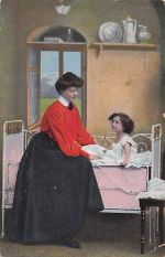Postkarte: Frau mit Kind in Kinderbett
