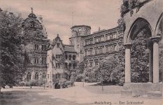 Heidelberg. Der Schlosshof
