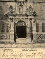 Luxembourg - Hauptportal der Kathedrale