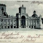 Un saluto da Napoli . Piazza e Mon Dante
