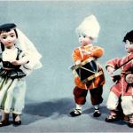 Dolls in Aserbaijan national costumes