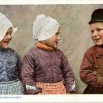 Jeugdige Volendammertjes