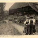 Schwarzwälderinnen in Festtagstracht