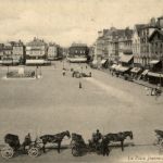 Beauvais - La Place Jeanne Hachette