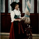Elsässerinnen Spinnrad - Tracht