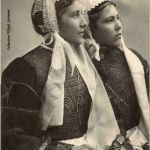 Jeune filles de Pont l Abbee
