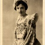 Une Jeune Mariee de Pont Aven