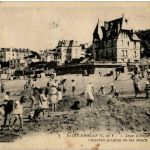 Saint Enogat - Jeux d Enfants sur la Plage