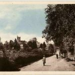 Morestel - Entree du Village