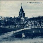 Henonville - La Place du Chateau