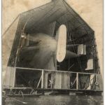 Zeppelin Luftschiff - in der Halle