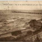 Trouville - Vue de la Jetee