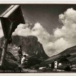 Rifugio di PAsso Gardena con Sasso Lungho