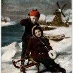 Weihnachten - Kinder mit Schlitten