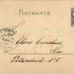 Frau mit Vöglen