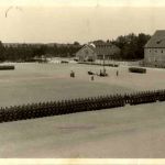 Kaserne mit Soldaten