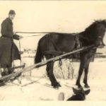 soldat auf Schlitten - Kutsche