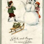 Kinder mit Schneemann