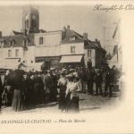 Neauphile le Chateau - Le marche