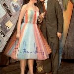 Julia Axen und Heinz Schultze mit Autogramm