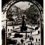 Zürich - Bahnhofsplatz mit Tram